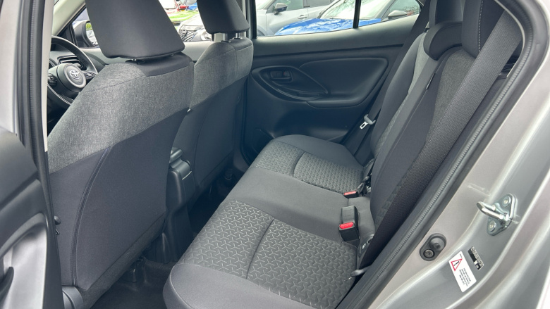 Toyota Yaris Cross 1.5 Hybrid Icon 5dr CVT Hybrid Estate